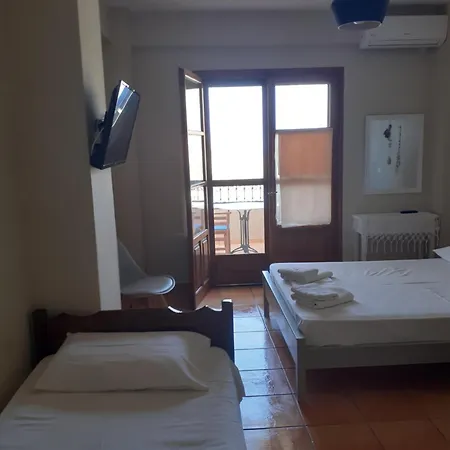 Kritikos Rooms Monemvasia Exterior photo